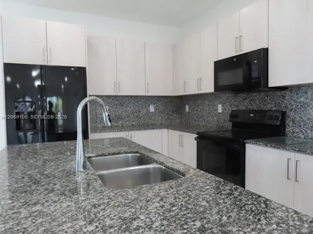 22735 SW 130th Ave Miami, FL 33170