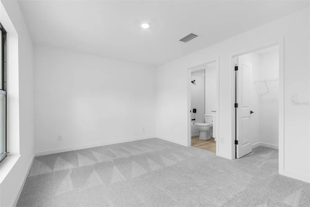 5402 OJUS STREET North Port, FL 34286