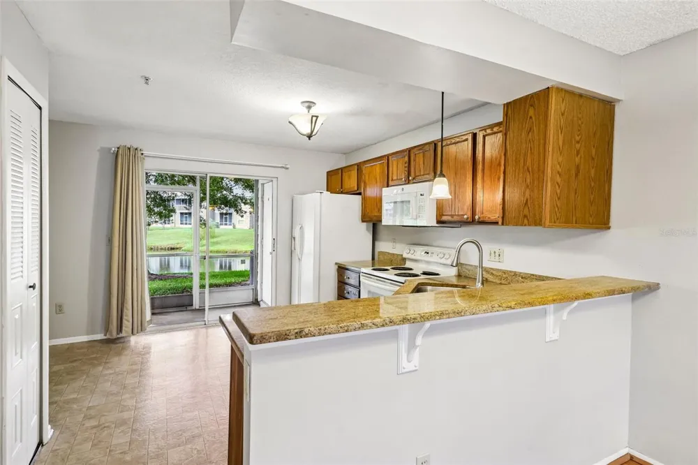 124 RESERVE CIRCLE #100 Oviedo, FL 32765