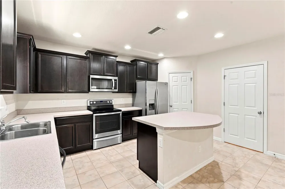 4824 CHATTERTON WAY Riverview, FL 33578