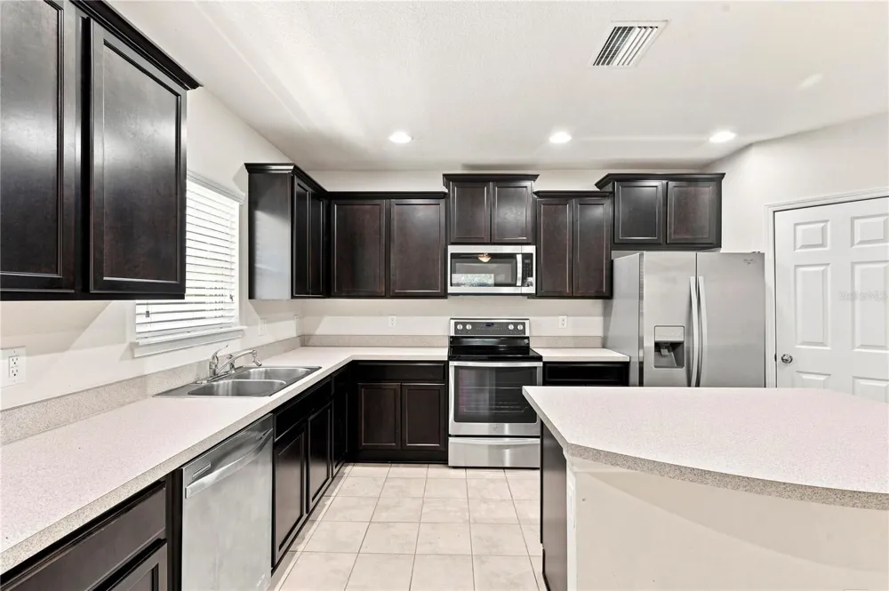 4824 CHATTERTON WAY Riverview, FL 33578