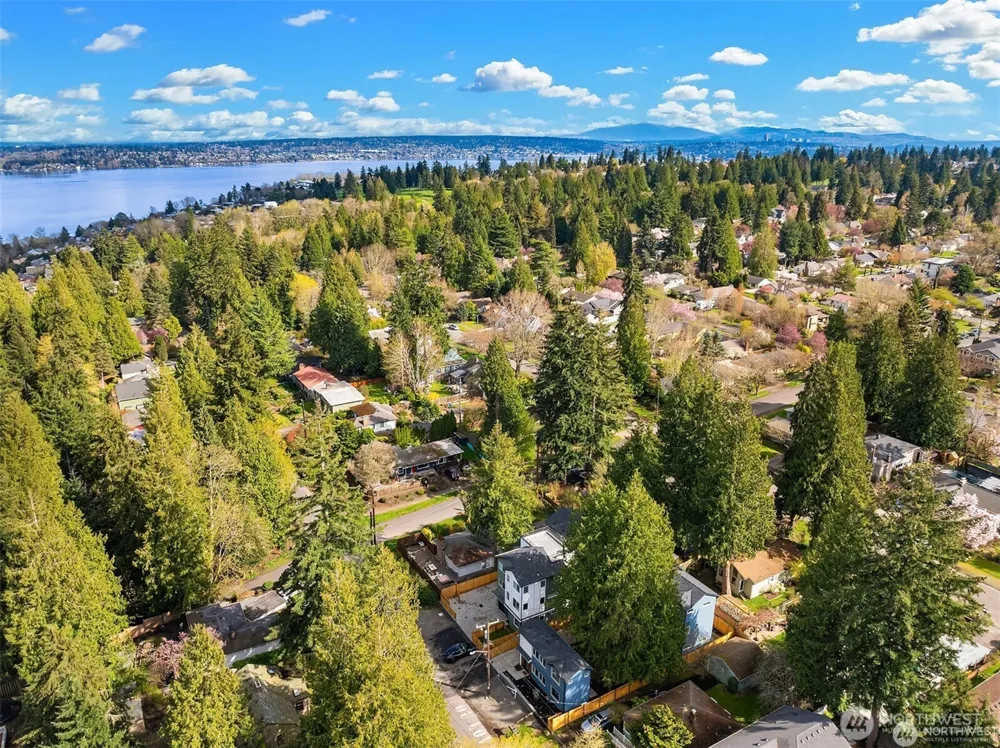 3847 NE 88th Street Seattle, WA 98115