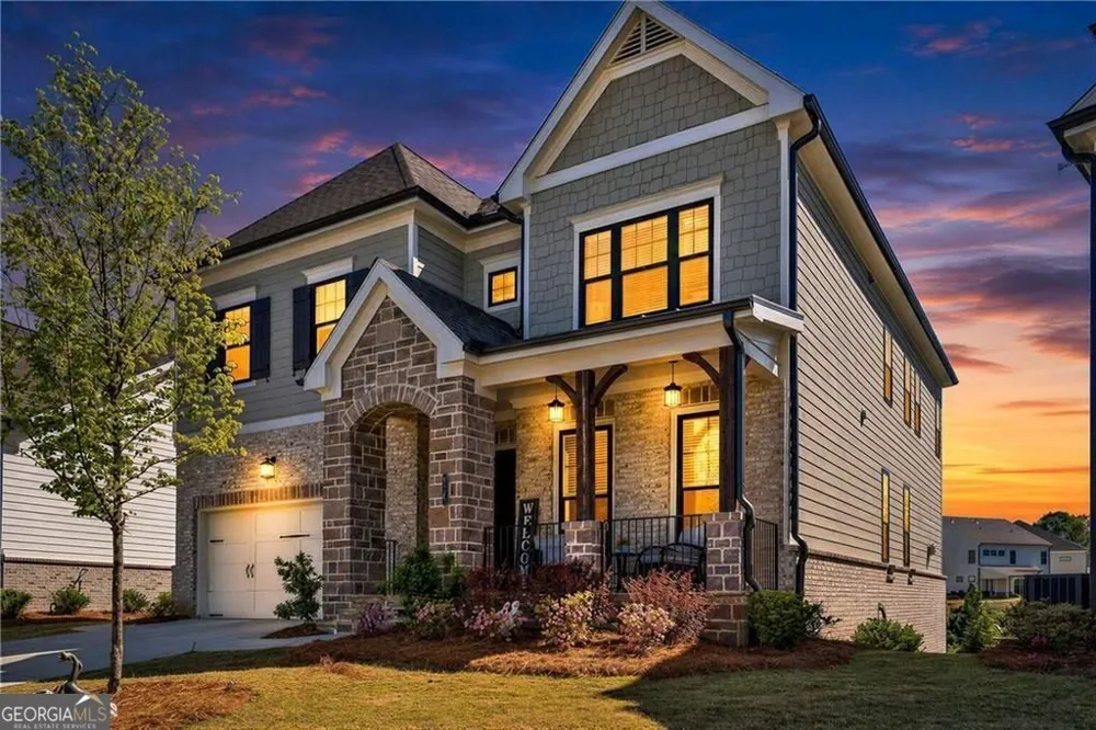 4566 Molder DR Buford, GA 30518