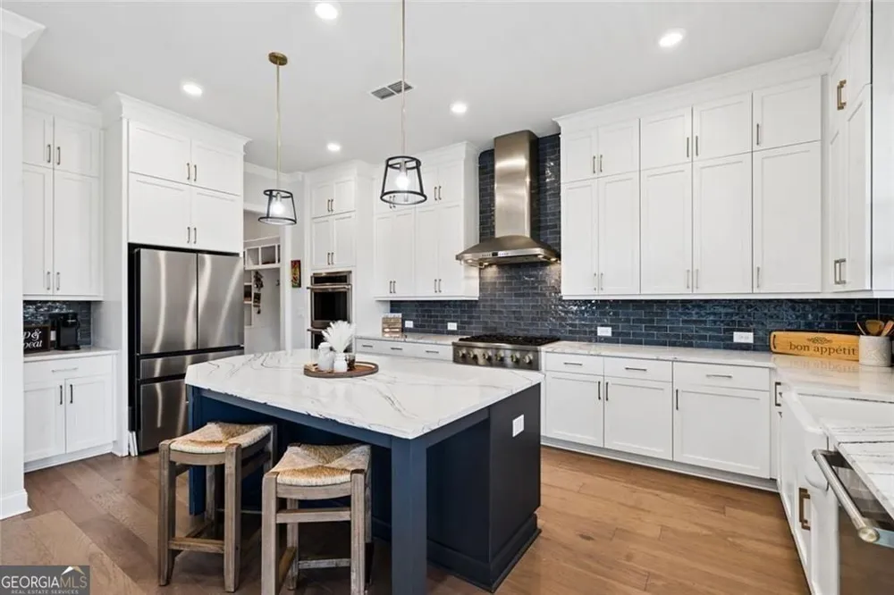 4566 Molder DR Buford, GA 30518