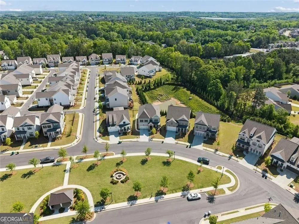 4566 Molder DR Buford, GA 30518