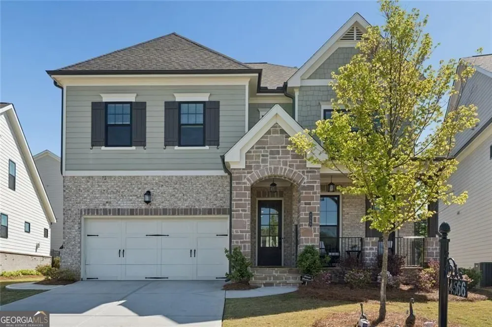 4566 Molder DR Buford, GA 30518