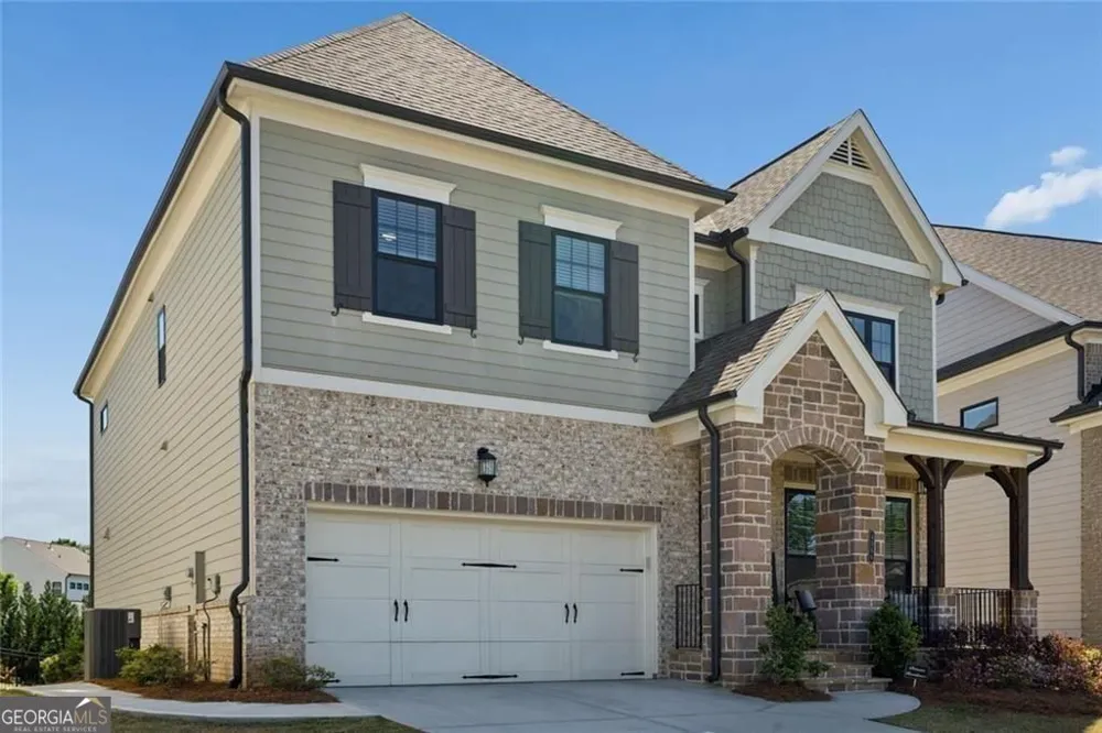 4566 Molder DR Buford, GA 30518