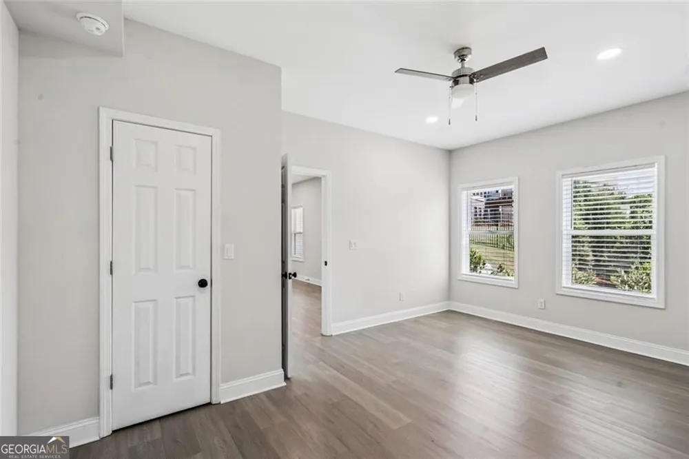 4566 Molder DR Buford, GA 30518