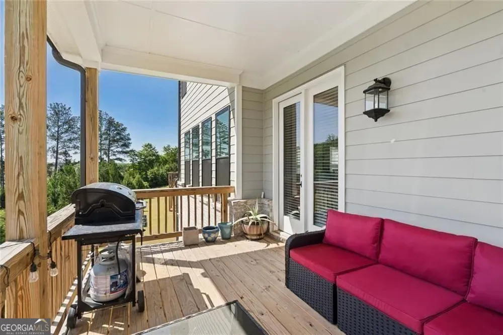 4566 Molder DR Buford, GA 30518