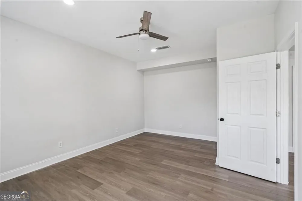 4566 Molder DR Buford, GA 30518