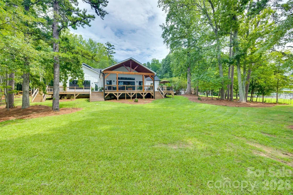5211 Lake Wylie Road Clover, SC 29710