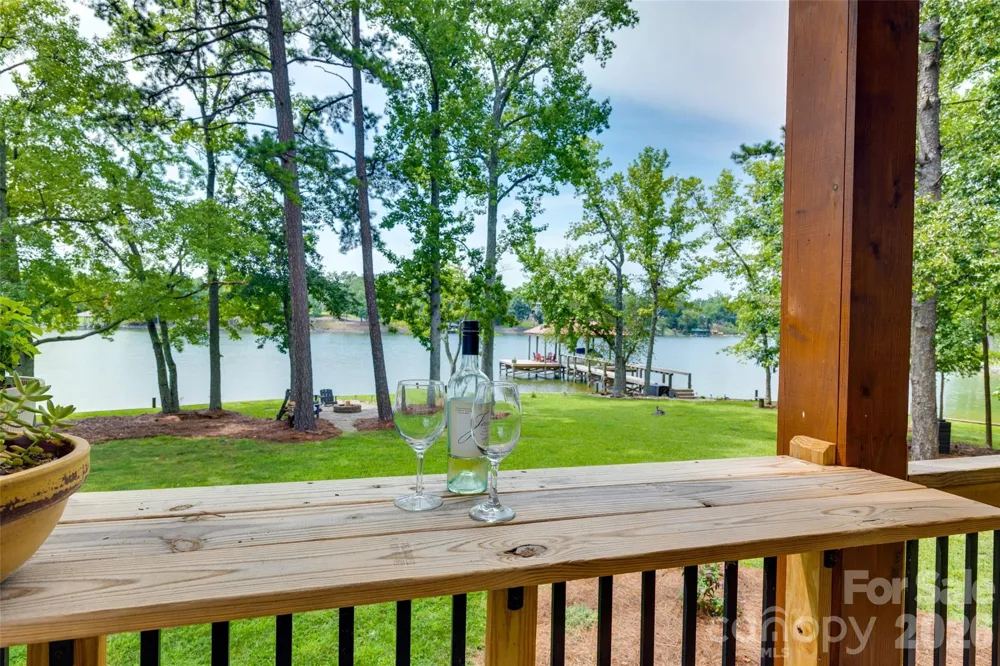 5211 Lake Wylie Road Clover, SC 29710