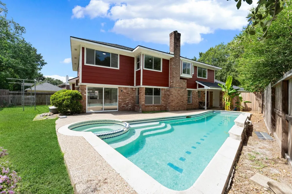 9814 Gold Cup Way Houston, TX 77065