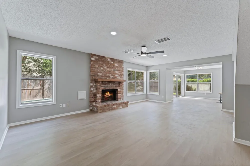 9814 Gold Cup Way Houston, TX 77065