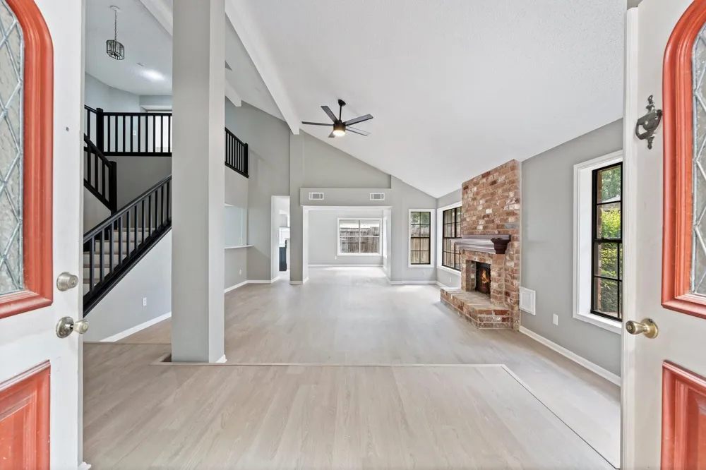 9814 Gold Cup Way Houston, TX 77065
