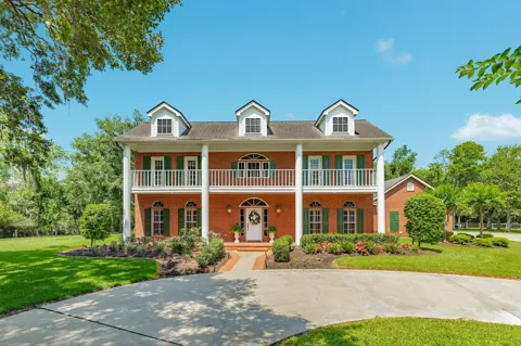 1635 Bayou Drive