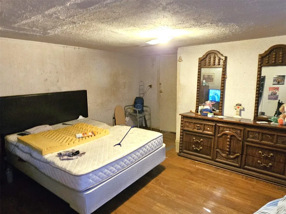 1131 2nd Avenue S Texas City, TX 77590