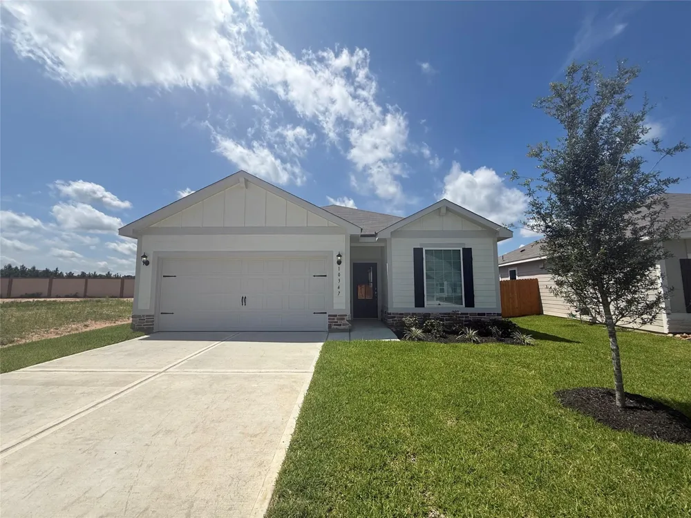10347 Red Cardinal Drive Cleveland, TX 77328