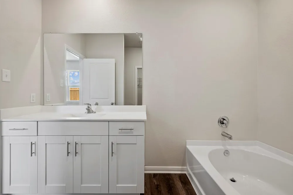 10347 Red Cardinal Drive Cleveland, TX 77328