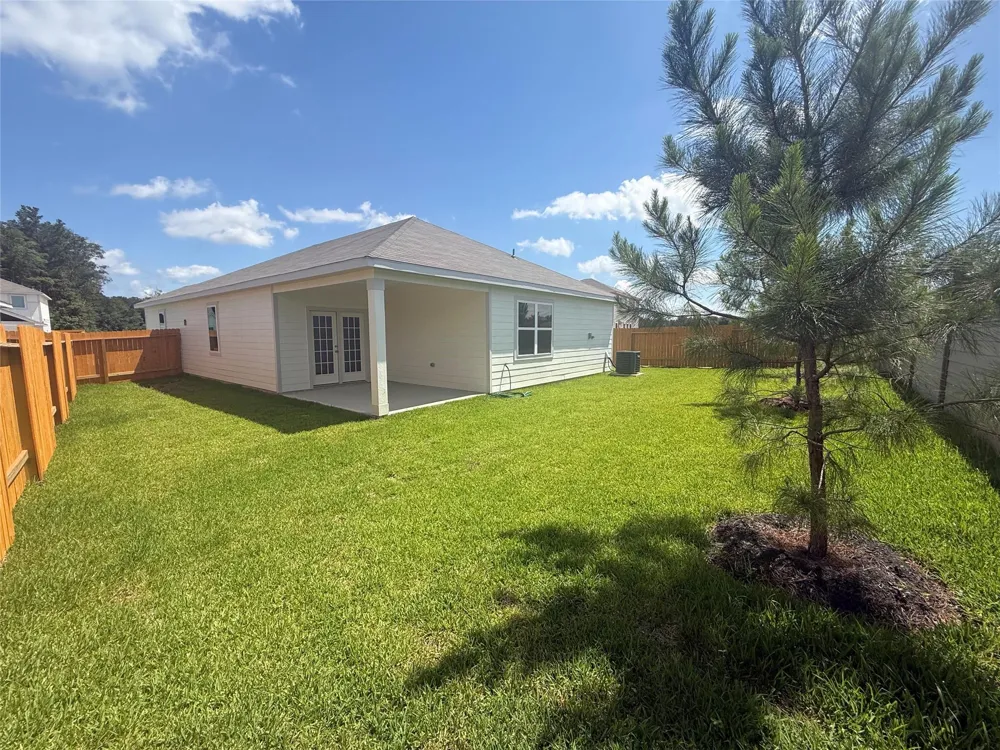 10347 Red Cardinal Drive Cleveland, TX 77328