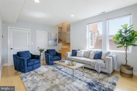 1409 G STREET NE #23