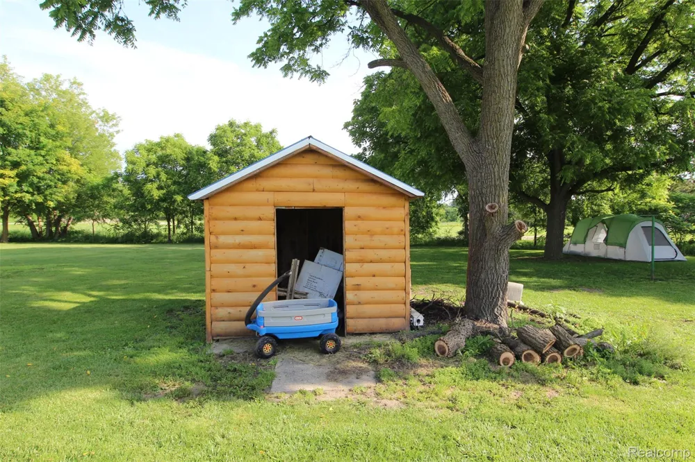 2568 Valentine Road Mayfield Township, MI 48446