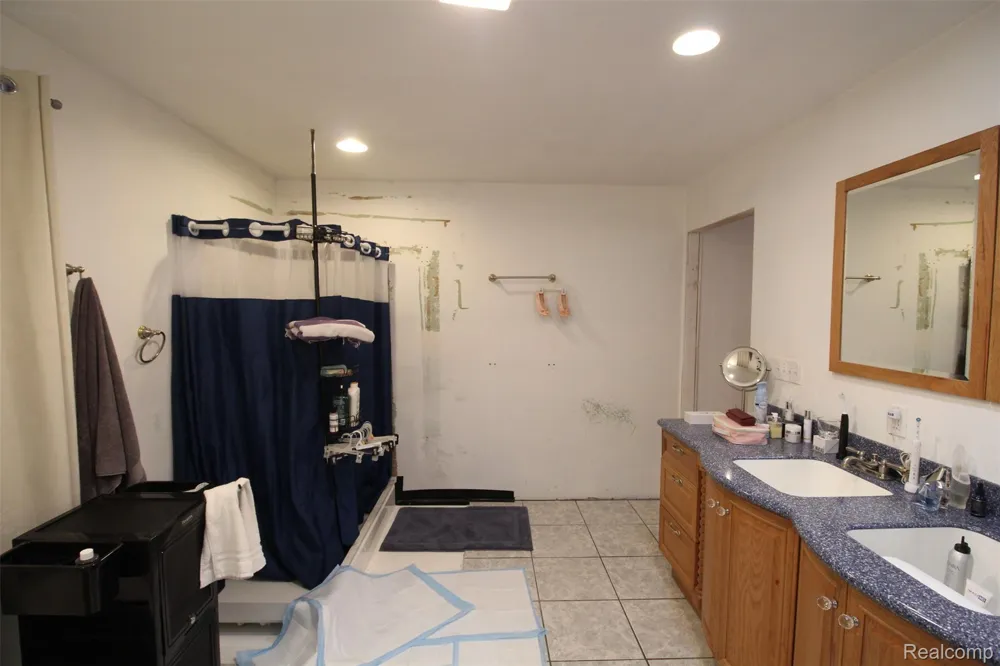 2568 Valentine Road Mayfield Township, MI 48446