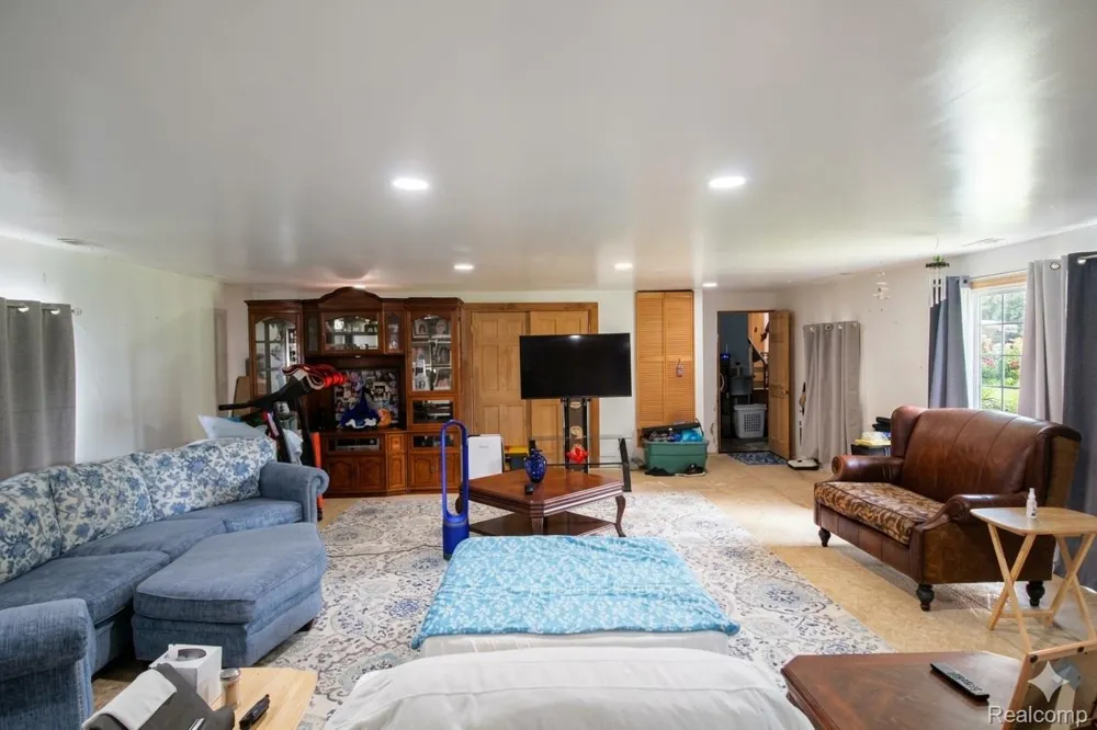 2568 Valentine Road Mayfield Township, MI 48446