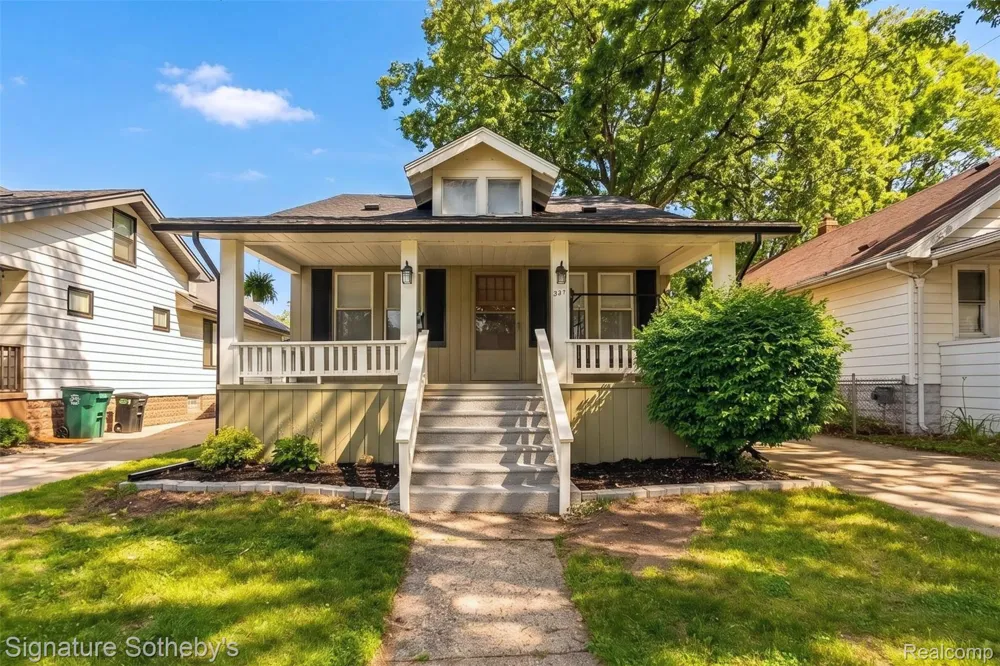 388 Channing Street Ferndale City, MI 48220