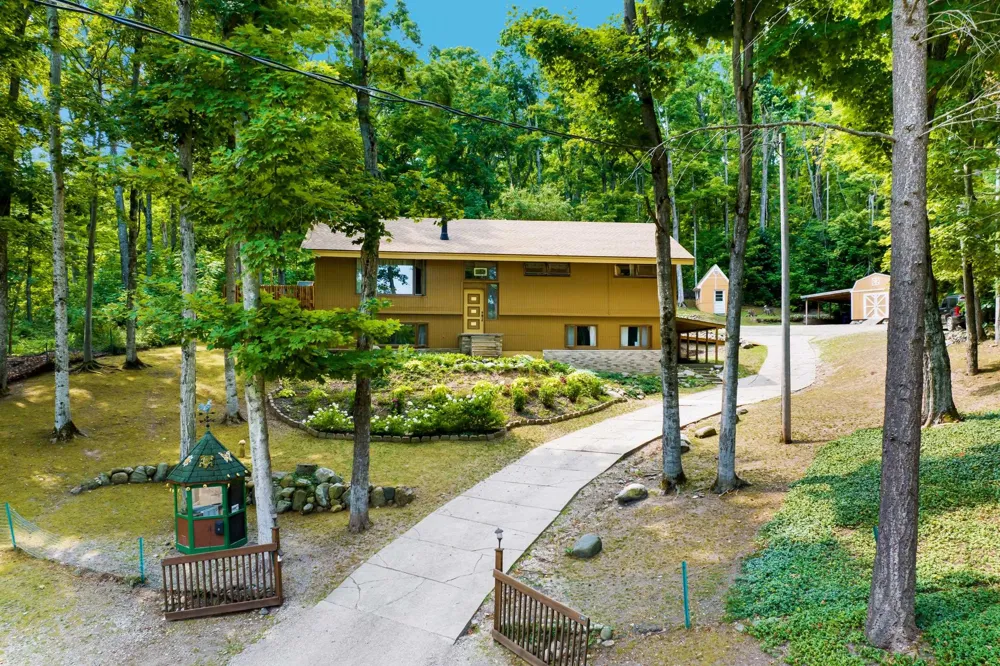 1548 Sunterra Trail Boyne City City, MI 49712