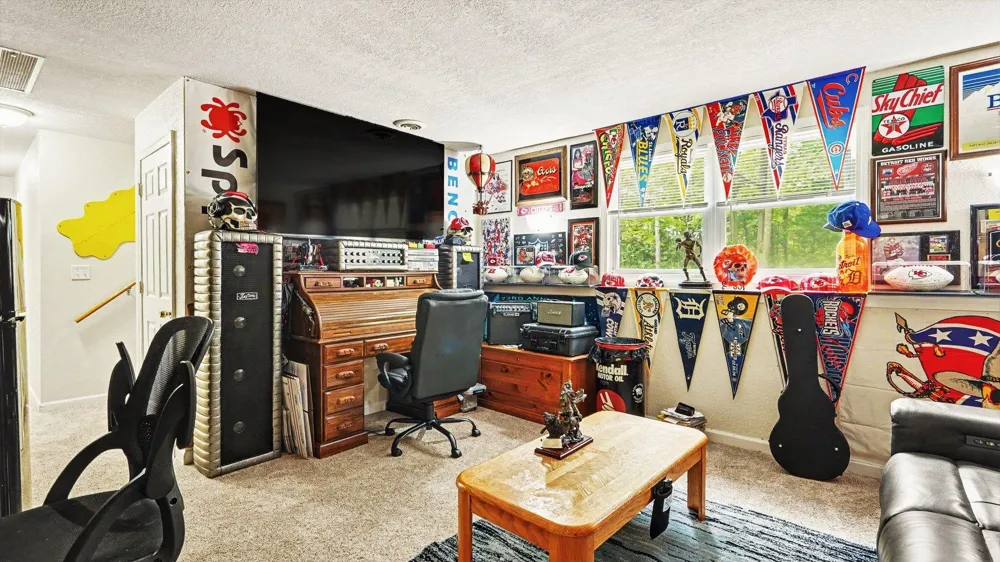 760 Hiawatha Drive Deerfield Township, MI 48858
