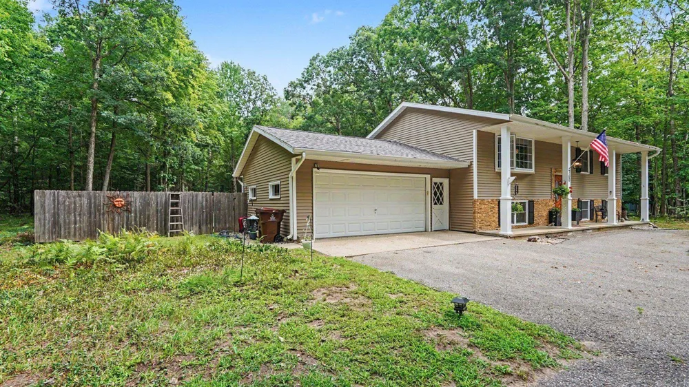 760 Hiawatha Drive Deerfield Township, MI 48858