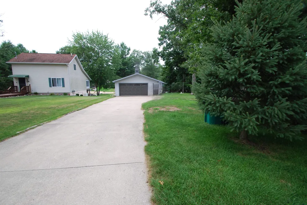 3276 Comanche Trail Mills Township, MI 48661