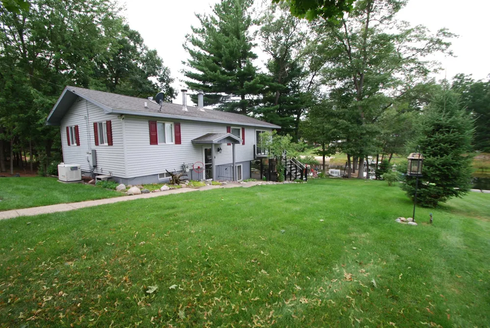 3276 Comanche Trail Mills Township, MI 48661