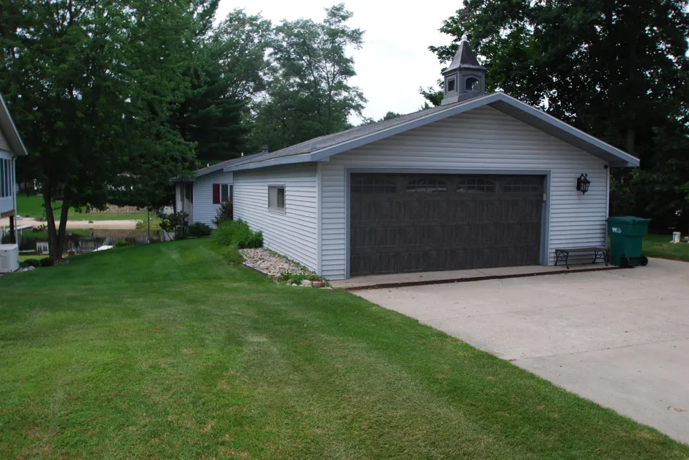 3276 Comanche Trail Mills Township, MI 48661