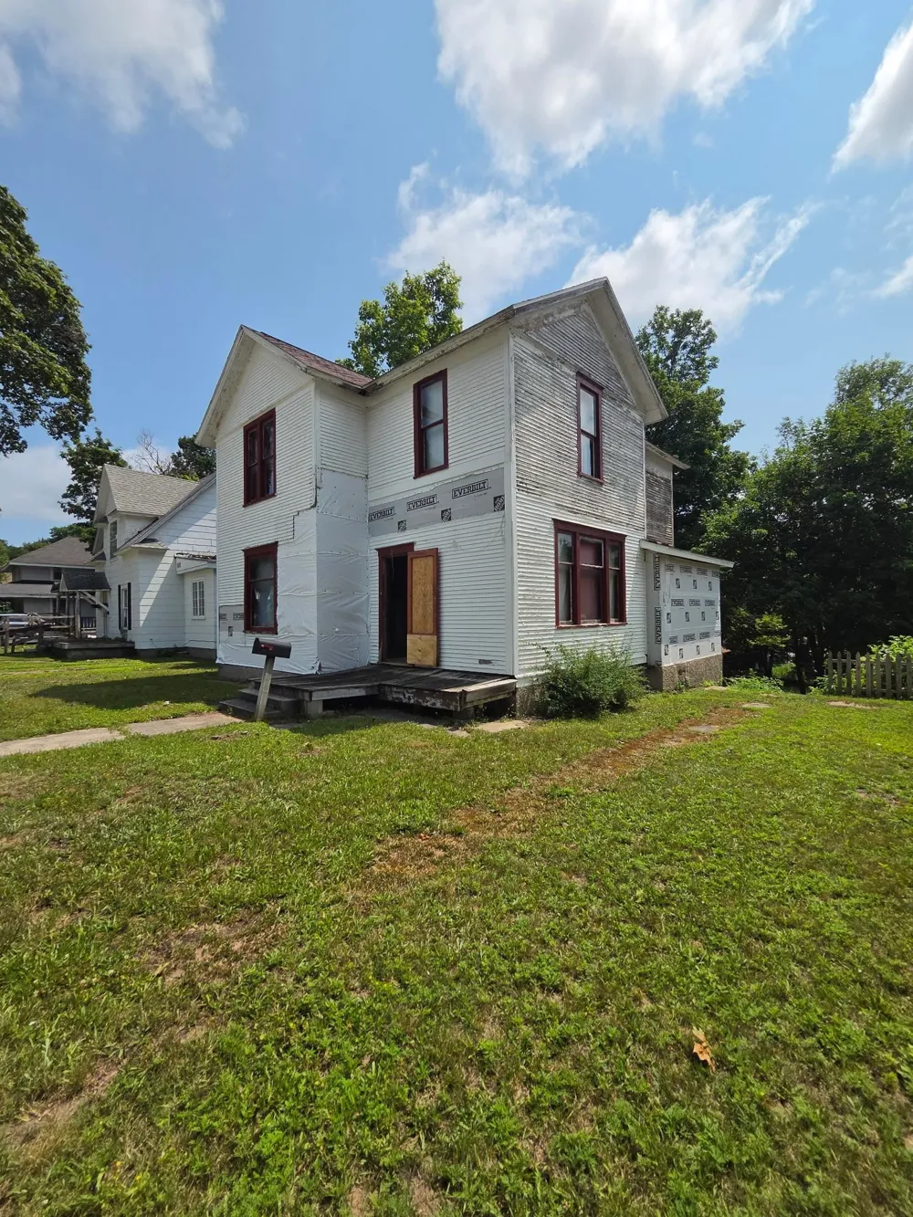 412 E Nelson Cadillac City, MI 49601