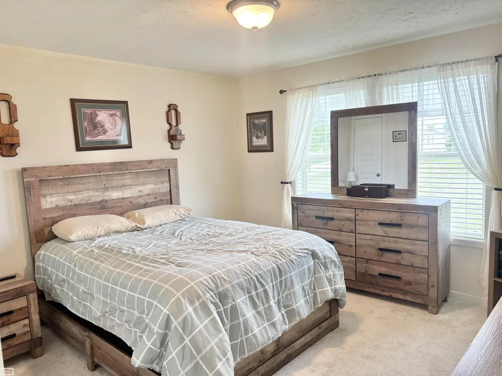33414 Oak Court Lenox Township, MI 48048
