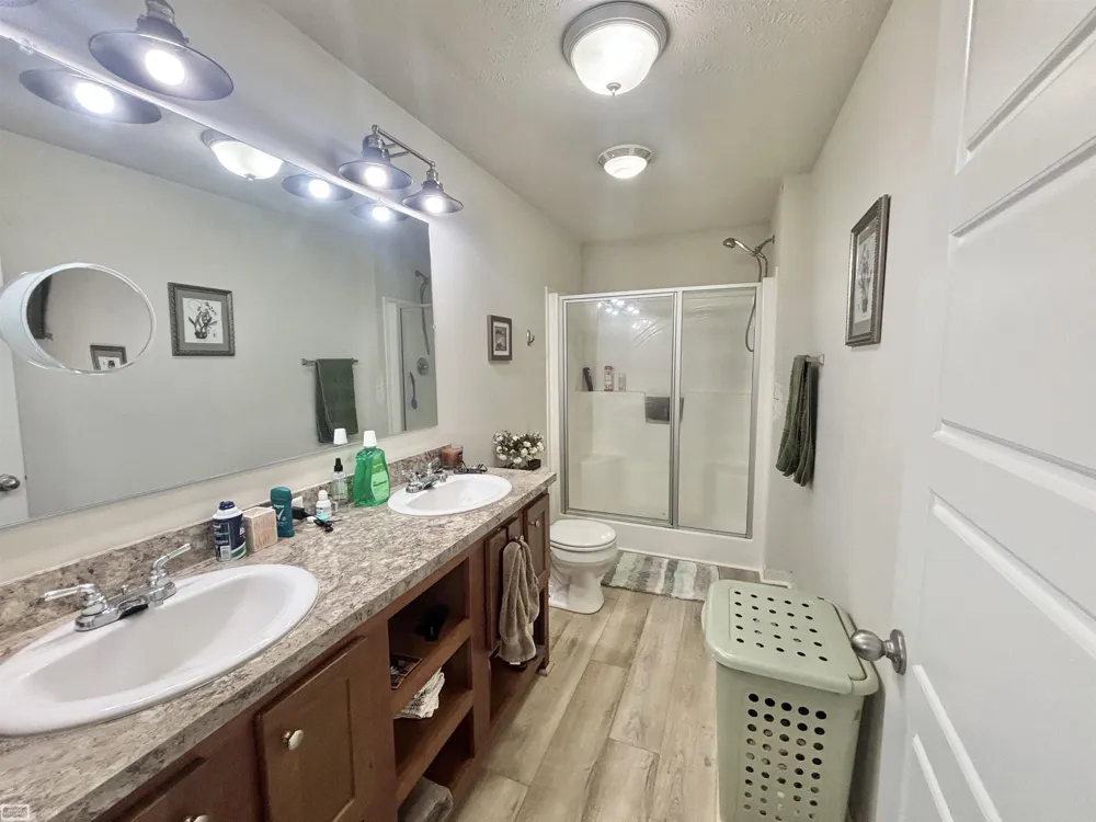 33414 Oak Court Lenox Township, MI 48048