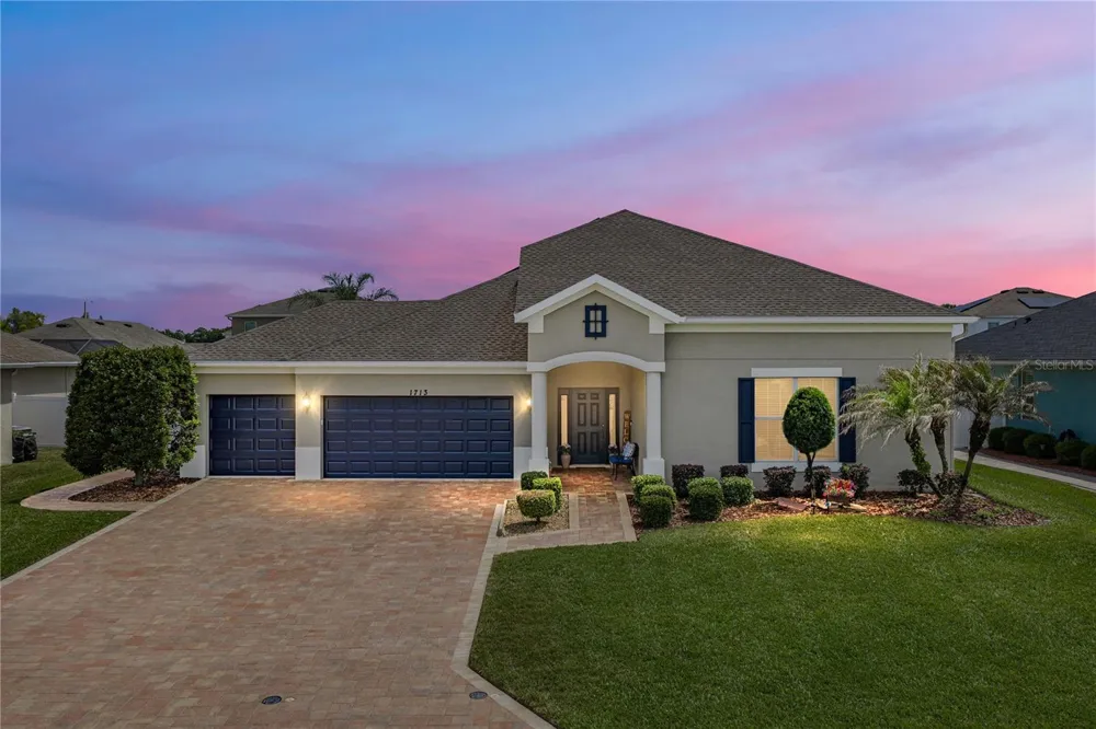 1713 VIA PALERMO STREET Plant City, FL 33566