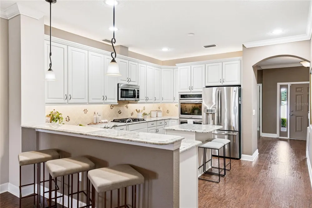 1713 VIA PALERMO STREET Plant City, FL 33566
