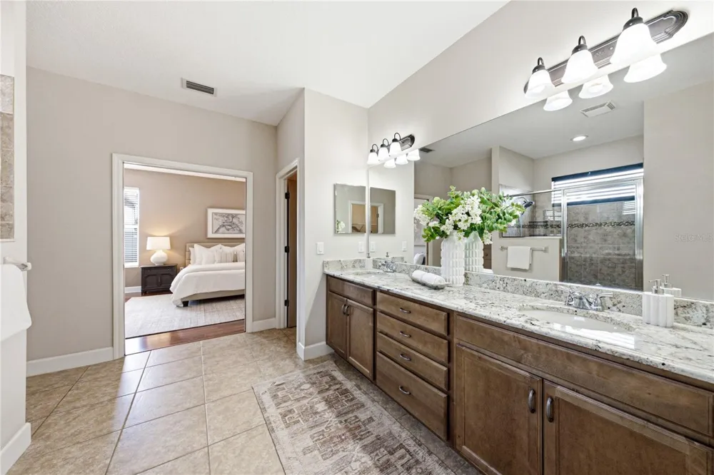 1713 VIA PALERMO STREET Plant City, FL 33566