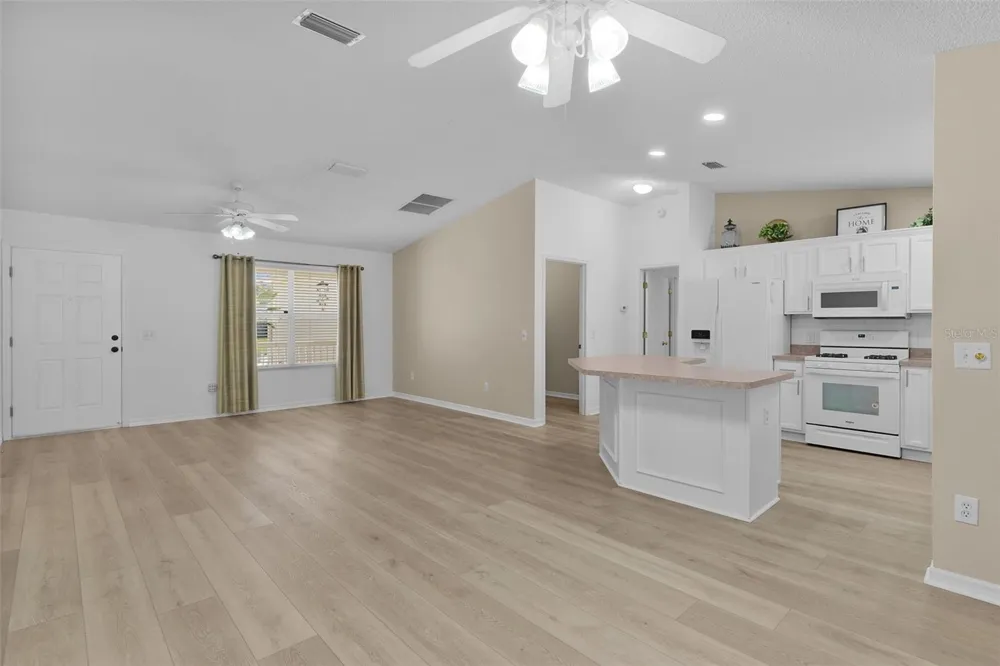 17766 SE 91ST POPLAR TER The Villages, FL 32162