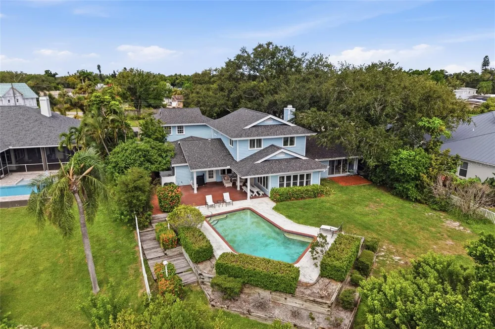 1211 61ST STREET NW Bradenton, FL 34209