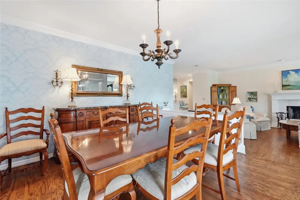 1211 61ST STREET NW Bradenton, FL 34209