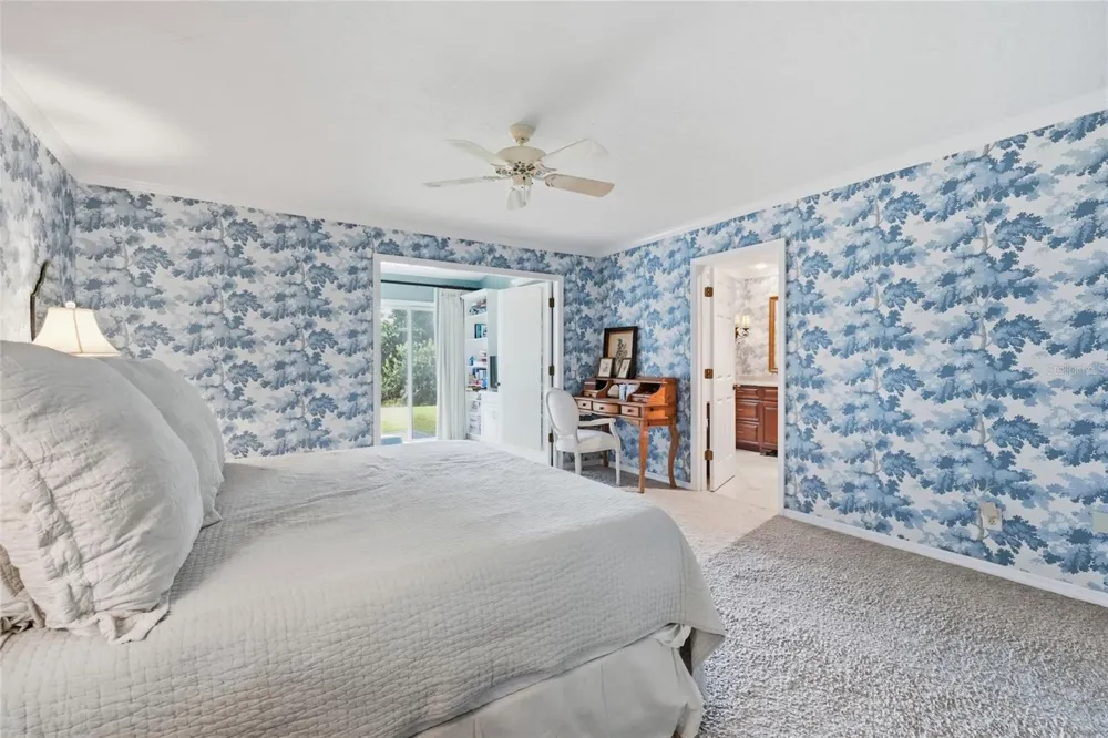 1211 61ST STREET NW Bradenton, FL 34209