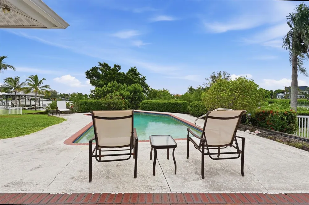 1211 61ST STREET NW Bradenton, FL 34209