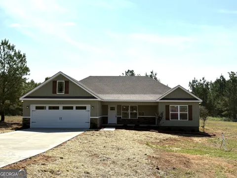 221 Buckingham Parc CIR
