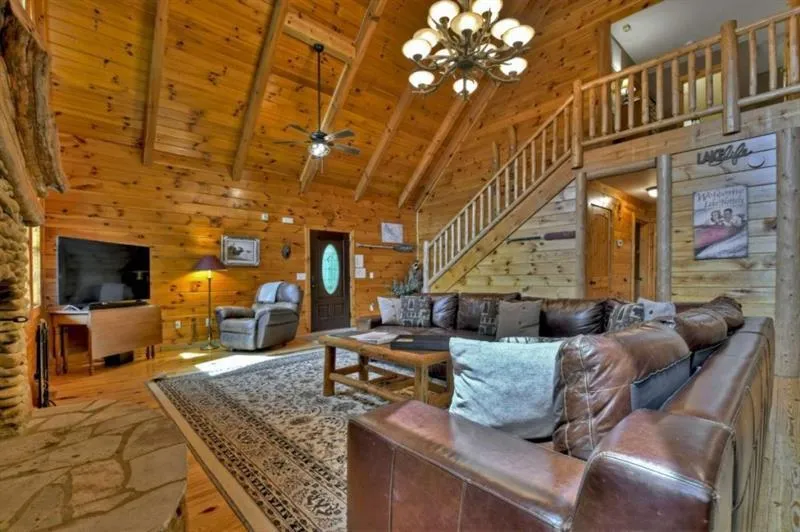 67 Lakeshore Drive Blairsville, GA 30512