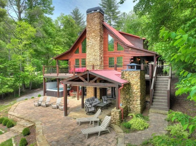 67 Lakeshore Drive Blairsville, GA 30512