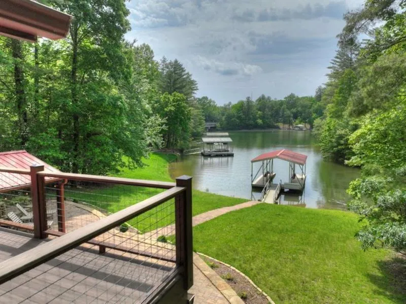 67 Lakeshore Drive Blairsville, GA 30512